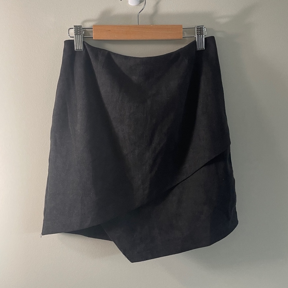 Superdown By The Way Saira Faux Suede Mini Skirt